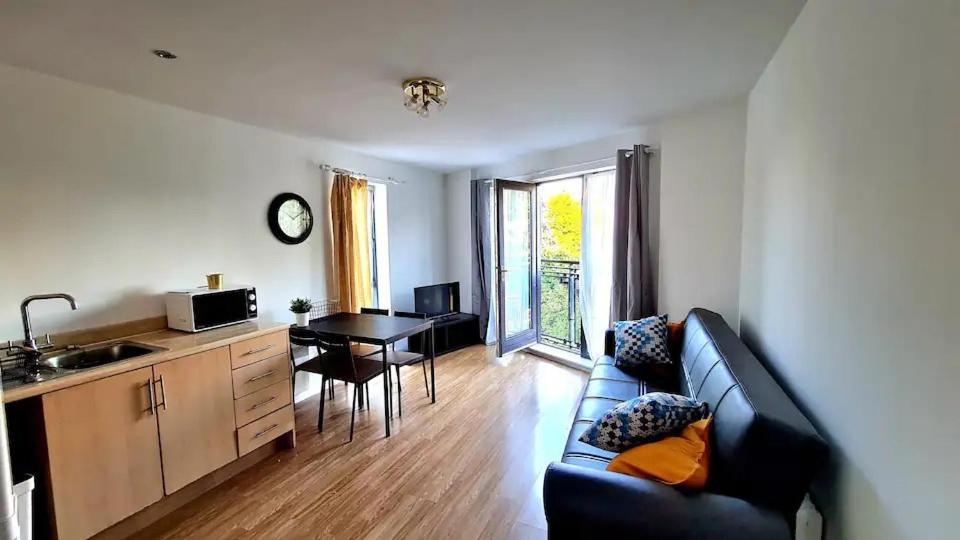 Lovely 5 Sleeper Flat - Upper Clapton London Eksteriør billede